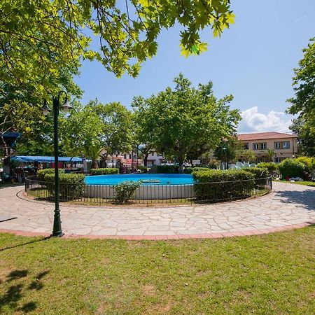 Villa Alexandra Sun Vrasná Exterior foto